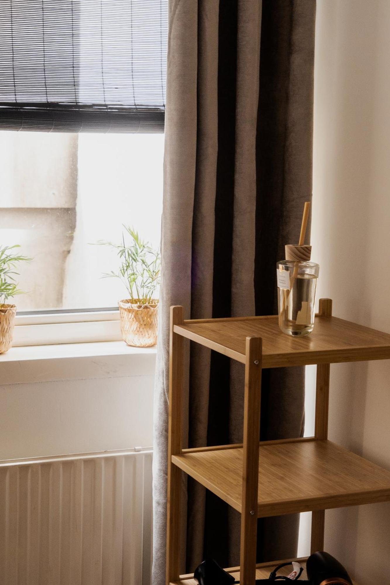 Chic Rembrandt Flat Near Bars, Cafes, Museums * Amsterdam
